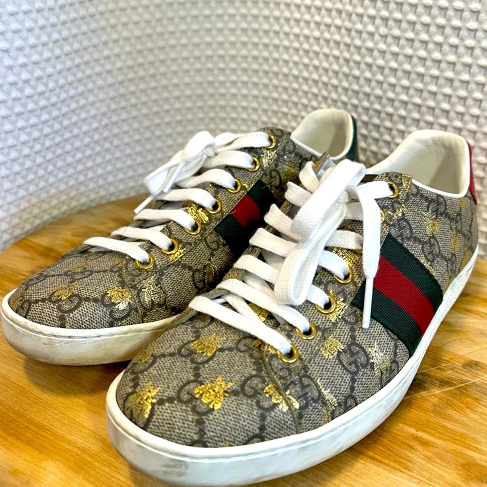 WOMEN'S GUCCI ACE SNEAKER WITH BEES SIZE 37